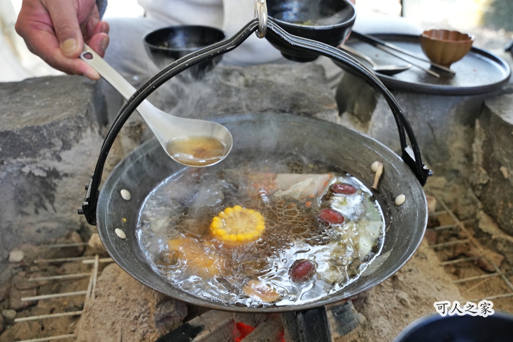 古坑咖啡,古坑玩沙,古坑美食,夜景餐廳,情侶約會,桂林映象會館,珍粉紅城堡,華山小天梯,蘿莎玫瑰莊園,蜜蜂故事館,親子餐廳,雲林IG景點,雲林一日遊,雲林休閒農場,雲林古坑景點,雲林咖啡廳,雲林夜景,雲林戶外景點,雲林打卡,雲林打卡景點,雲林推薦景點,雲林旅遊攻略,雲林景觀餐廳,雲林浪漫景點,雲林火鍋,雲林約會,雲林網美,雲林美食推薦,雲林華山,雲林親子景點,雲林觀光,雲林露營風,雲頂咖啡,雲頂咖啡低消,雲頂咖啡景觀餐廳,雲頂咖啡營業時間,雲頂咖啡菜單,雲頂咖啡電話