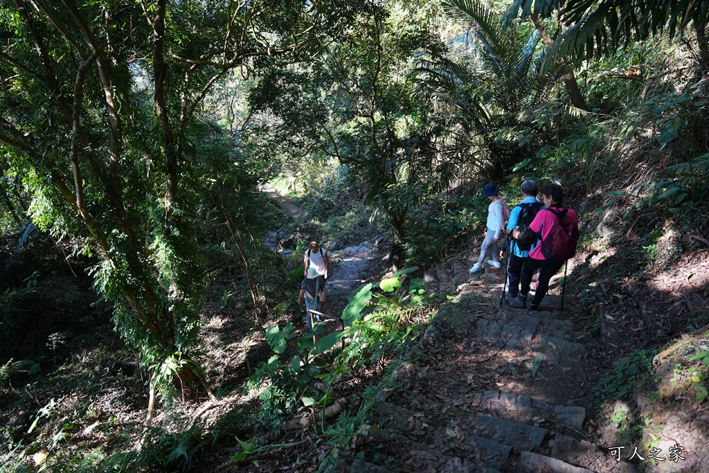 奉天岩,搭火車走步道,獨立山愛玉,獨立山步道,獨立山步道登山口,獨立山火車站時刻表