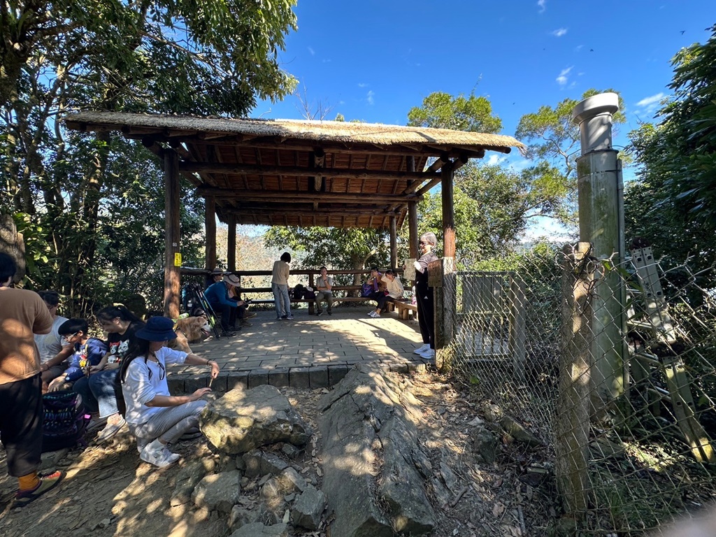 奉天岩,搭火車走步道,獨立山愛玉,獨立山步道,獨立山步道登山口,獨立山火車站時刻表