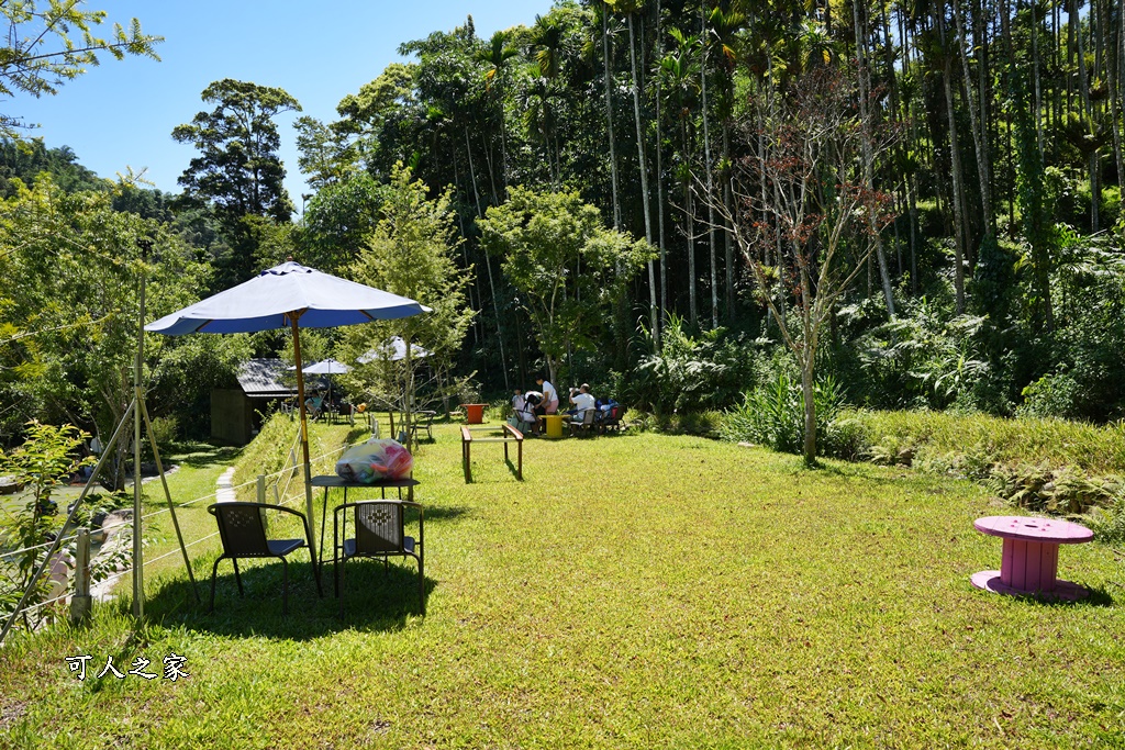 冰品,埔里桃米，近日月潭,妮娜巧克力,寵物友善,岸境濕地莊園,庭園咖啡野餐,杯子蛋糕,生態導覽,紙教堂。,親子戲水場域,野溪體驗，輕食