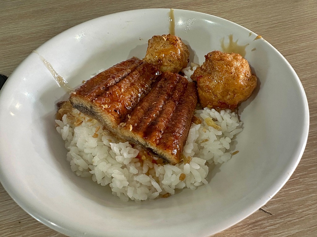 布袋一日遊,布袋觀光魚市,布袋魚市必吃美食