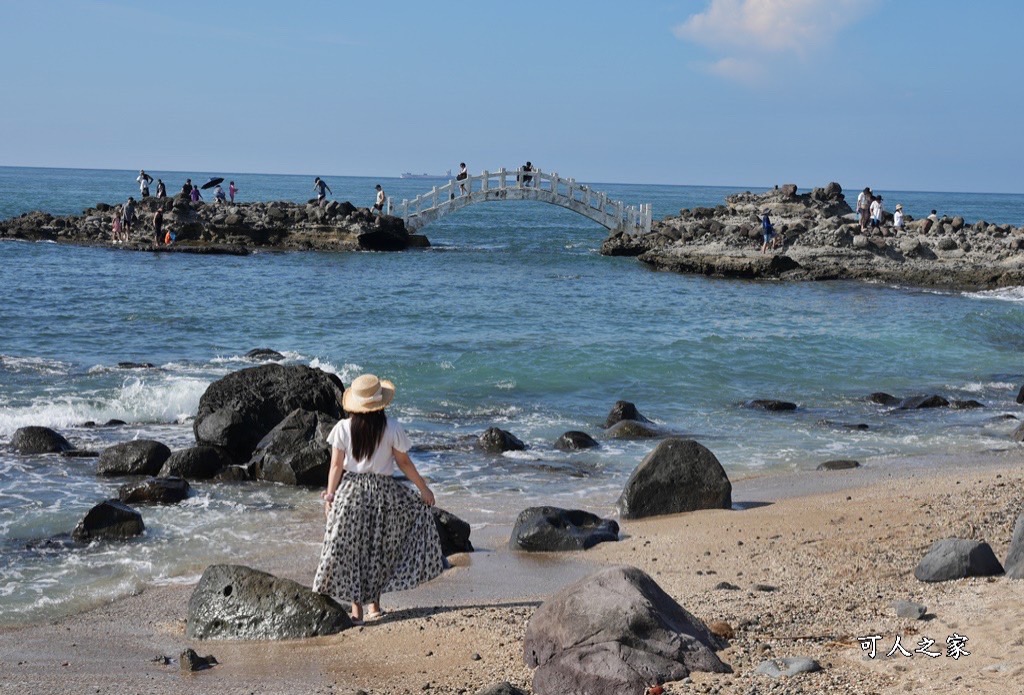 北海岸戲水景點,石門洞