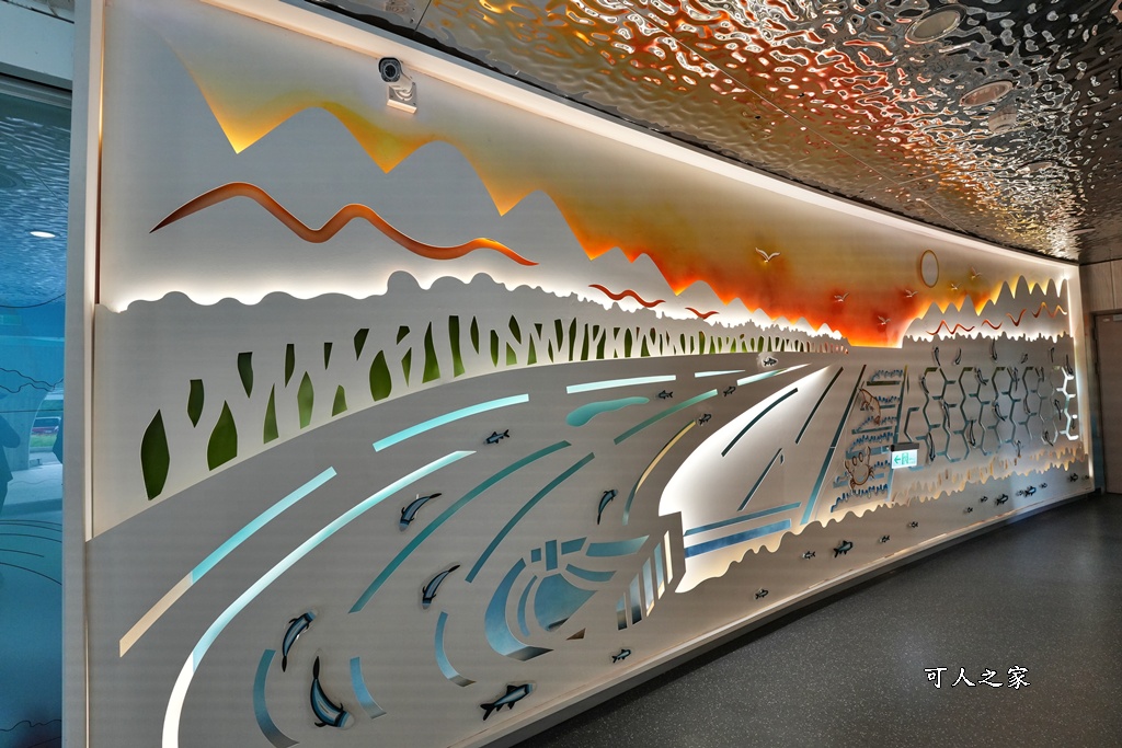 免費景點,南投國道六號景點,南投新地標,南投景點,南投草屯新地標,南投鳥嘴潭人工湖,水資源教育館,清水模建築,湖畔步道,網美拍照,親子景點,鳥嘴潭人工湖水資源教育館,鳥嘴潭水資源教育館