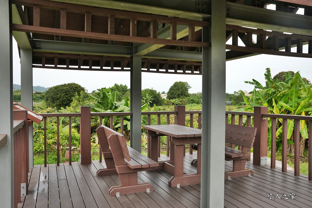 免費景點,南投國道六號景點,南投新地標,南投景點,南投草屯新地標,南投鳥嘴潭人工湖,水資源教育館,清水模建築,湖畔步道,網美拍照,親子景點,鳥嘴潭人工湖水資源教育館,鳥嘴潭水資源教育館