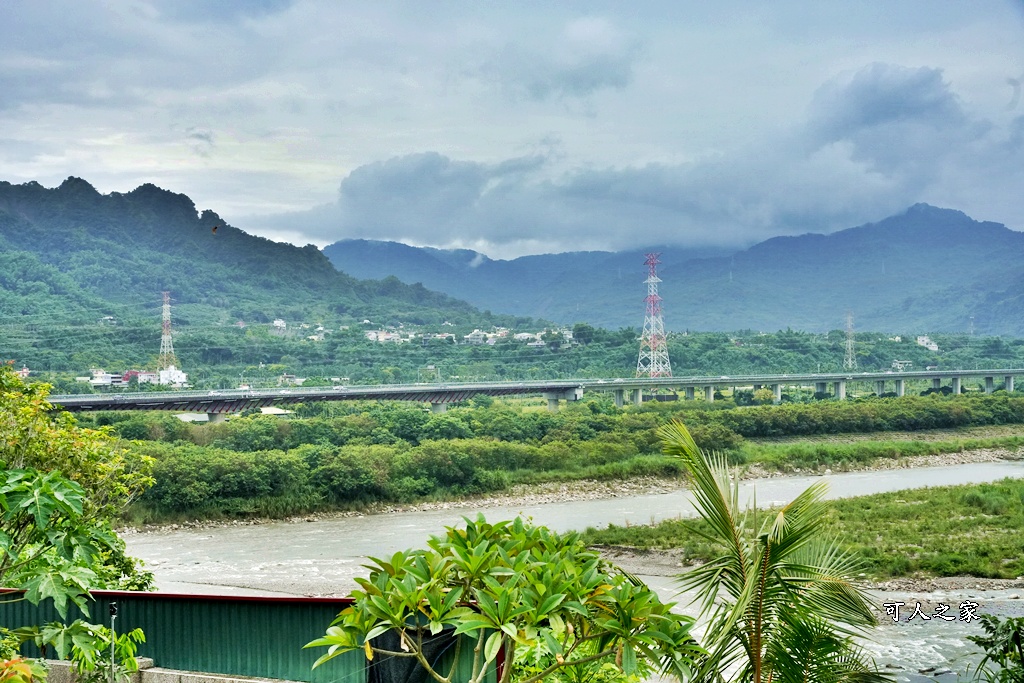 免費景點,南投國道六號景點,南投新地標,南投景點,南投草屯新地標,南投鳥嘴潭人工湖,水資源教育館,清水模建築,湖畔步道,網美拍照,親子景點,鳥嘴潭人工湖水資源教育館,鳥嘴潭水資源教育館