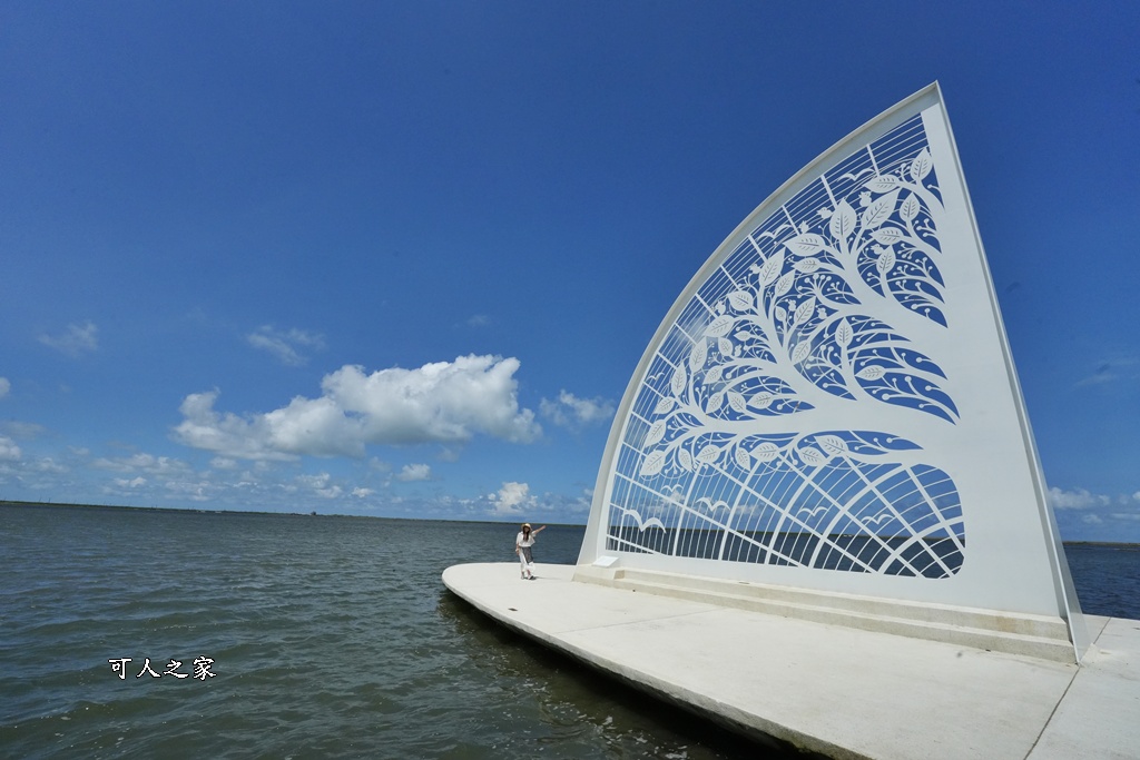 #台南旅遊 #台南秘境 #扇形鹽田 #拍照聖地 #免門票 #戶外景點 #台南推薦,台南景點 #扇鹽地景園區 #生命之樹 #台南旅遊 #網美景點 #拍照聖地 #免門票 #純白藝術 #扇形鹽田 #台南打卡 #姐妹輕旅行 #週末去哪玩 #仙氣十足