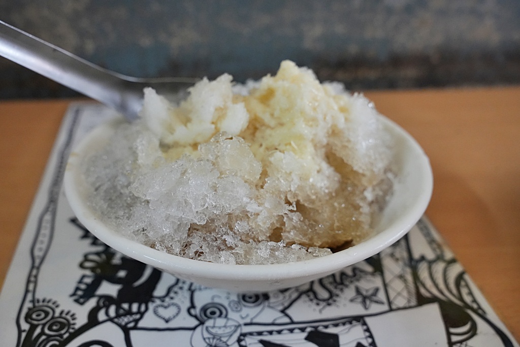 偶像劇打卡,古早味冰品,台南冰店推薦,台南必吃,台南消暑,台南美食,台南龍泉冰店,想見你取景地,懷舊冰品,手工餡料,莫奶奶的冰店