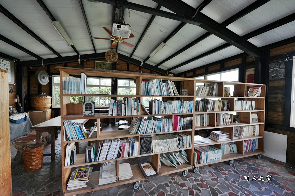 175咖啡公路,180度山景,停車場,台南咖啡廳,台南旅遊推薦,台南景觀餐廳,台南秘境,台南約會,台南美食,咖啡公路景點,咖啡果露雞腿鍋,大鋤花間,大鋤花間咖啡生態農場,室內用餐,寵物友善（雖然原文沒強調寵物可入，但有貓咪可暗示友好度）,山景咖啡廳,心靈療癒,戶外用餐,放鬆,東山咖啡,東山景觀餐廳,東山美食,樹屋餐廳,浪漫花園,療癒秘境,網美打卡,親子景點,韓式泡菜鍋,預約