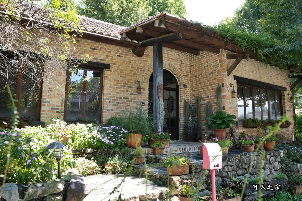 南投文心園,南投景點,南投秘境,南投美食,南投花園餐廳,拍照景點,文化園藝店,文心園,歐式建築,歐風莊園,異國情調,絕美花園餐廳,網美打卡必訪,陸龜