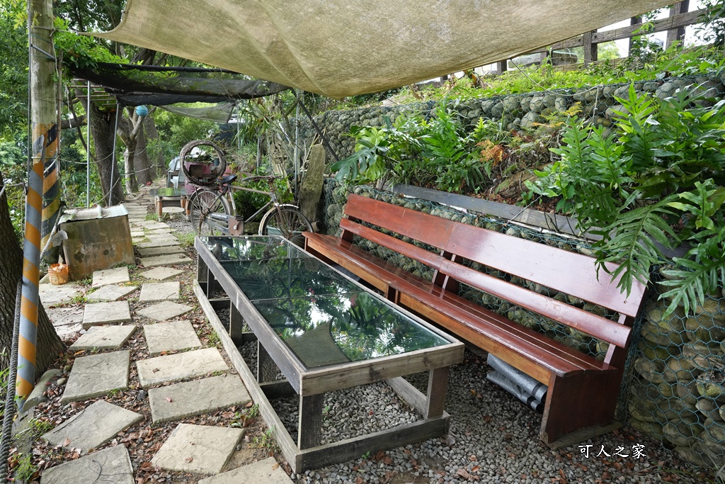 假日限定,卓蘭秘境咖啡,小山丘 hillside 145.5k,戶外咖啡廳,手作甜點,文青風,無敵山景,療癒放鬆,網美必訪,苗栗景點