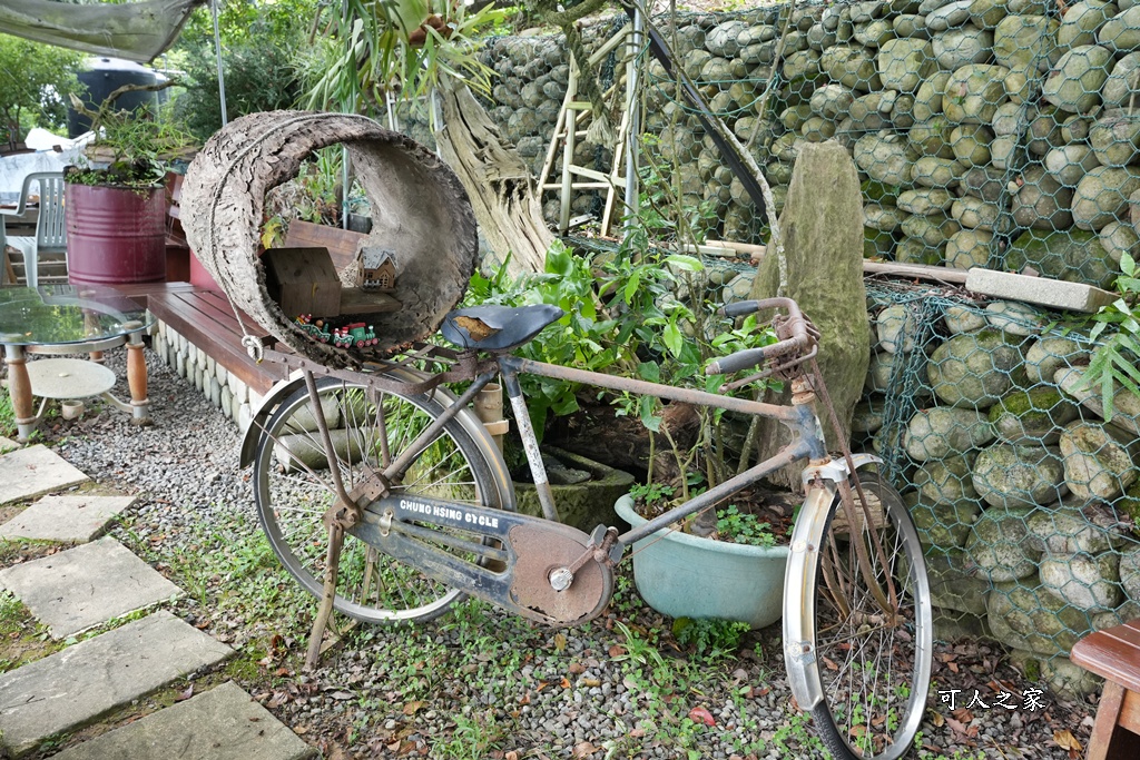 假日限定,卓蘭秘境咖啡,小山丘 hillside 145.5k,戶外咖啡廳,手作甜點,文青風,無敵山景,療癒放鬆,網美必訪,苗栗景點