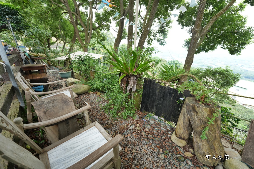假日限定,卓蘭秘境咖啡,小山丘 hillside 145.5k,戶外咖啡廳,手作甜點,文青風,無敵山景,療癒放鬆,網美必訪,苗栗景點
