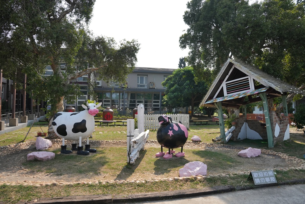 布拉安格園區,金牪餐廳,金門一日遊,金門免門票,金門動物園,金門好玩,金門打卡景點,金門旅遊,金門景點,金門溜滑梯,金門畜產試驗所,金門縣畜產試驗所,金門美食,金門親子景點,金門餵動物 布拉安格園區,金牪餐廳,金門一日遊,金門免門票,金門動物園,金門好玩,金門打卡景點,金門旅遊,金門景點,金門溜滑梯,金門畜產試驗所,金門縣畜產試驗所,金門美食,金門親子景點,金門餵動物