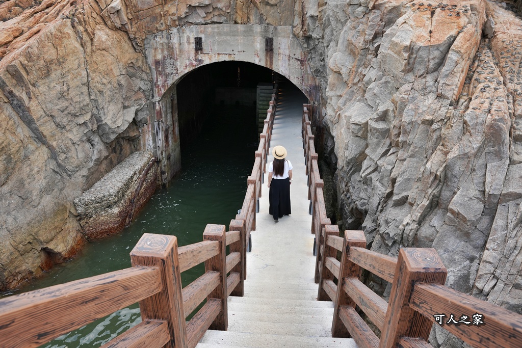 ig打卡,SUP,慈鑾宮,戰地風情,新湖漁港,木棧道,海景,漁村小艇坑道,金門三天兩夜,金門旅遊,金門景點,金門秘境 ig打卡,SUP,慈鑾宮,戰地風情,新湖漁港,木棧道,海景,漁村小艇坑道,金門三天兩夜,金門旅遊,金門景點,金門秘境