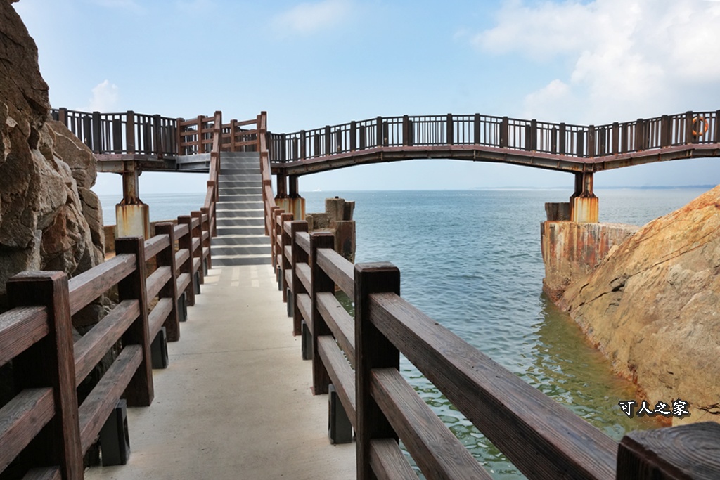ig打卡,SUP,慈鑾宮,戰地風情,新湖漁港,木棧道,海景,漁村小艇坑道,金門三天兩夜,金門旅遊,金門景點,金門秘境 ig打卡,SUP,慈鑾宮,戰地風情,新湖漁港,木棧道,海景,漁村小艇坑道,金門三天兩夜,金門旅遊,金門景點,金門秘境
