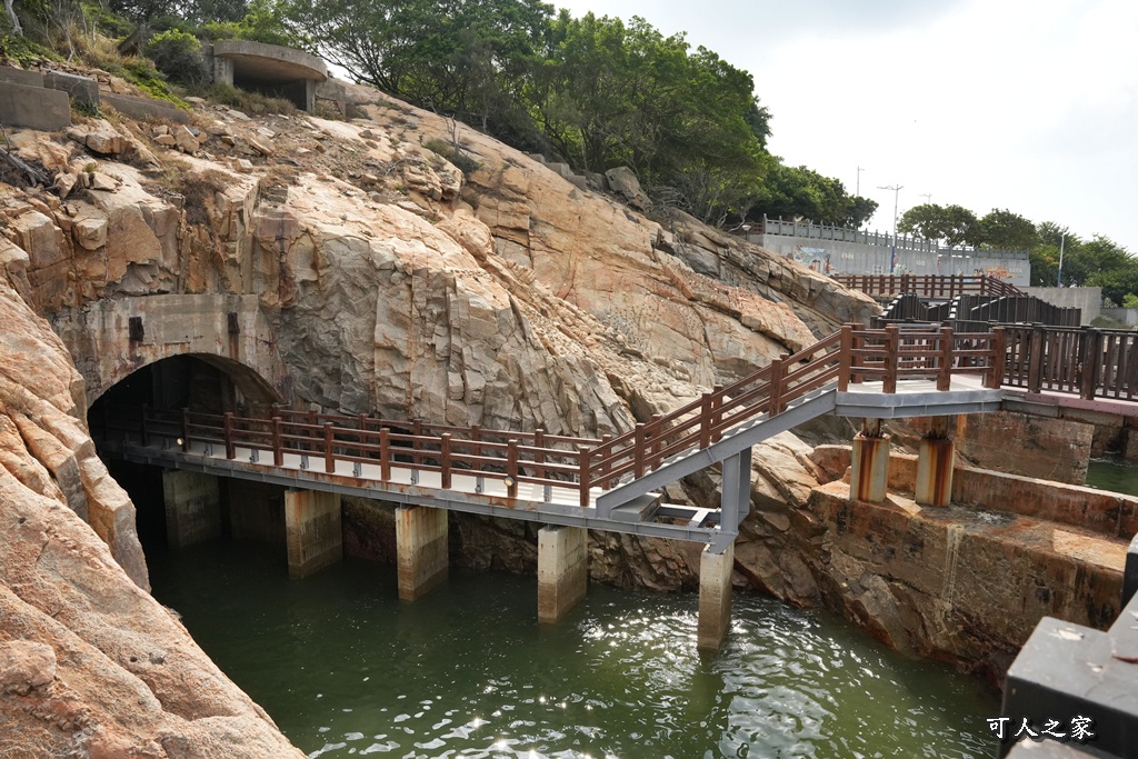 ig打卡,SUP,慈鑾宮,戰地風情,新湖漁港,木棧道,海景,漁村小艇坑道,金門三天兩夜,金門旅遊,金門景點,金門秘境 ig打卡,SUP,慈鑾宮,戰地風情,新湖漁港,木棧道,海景,漁村小艇坑道,金門三天兩夜,金門旅遊,金門景點,金門秘境