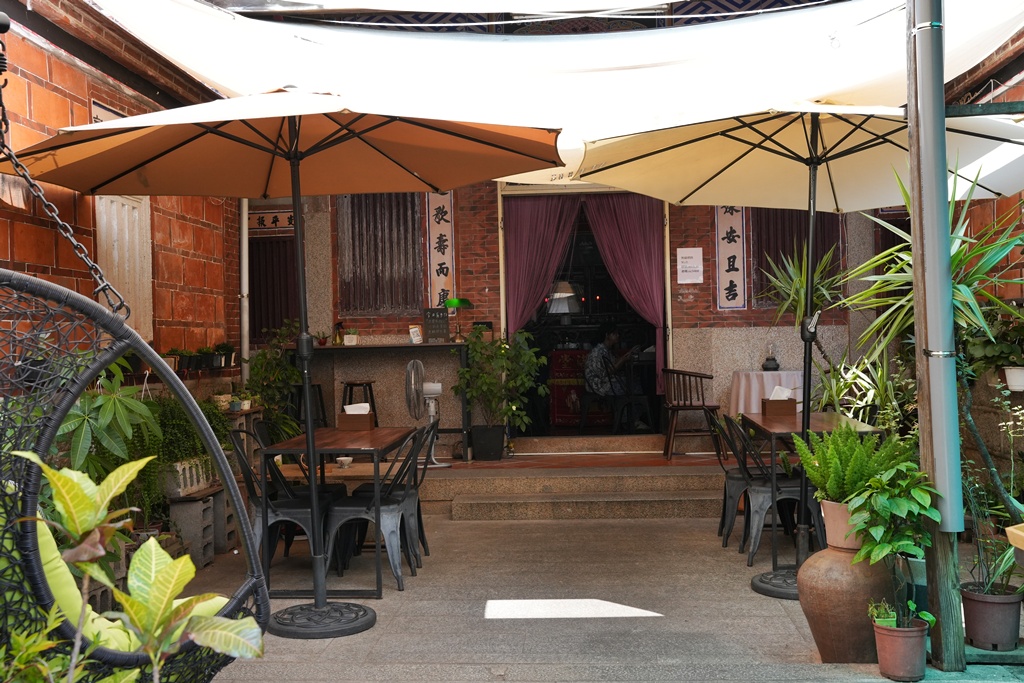 懷舊料理,滷肉飯,紫微庭園美食,金寧鄉美食,金門古厝餐廳,金門必吃,金門旅遊,金門紫微庭園美食:美到哭!古厝秘境裡藏著超銷魂滷肉飯,金門必訪的味蕾與視覺雙重饗宴!,金門美食,麵線 懷舊料理,滷肉飯,紫微庭園美食,金寧鄉美食,金門古厝餐廳,金門必吃,金門旅遊,金門紫微庭園美食:美到哭!古厝秘境裡藏著超銷魂滷肉飯,金門必訪的味蕾與視覺雙重饗宴!,金門美食,麵線