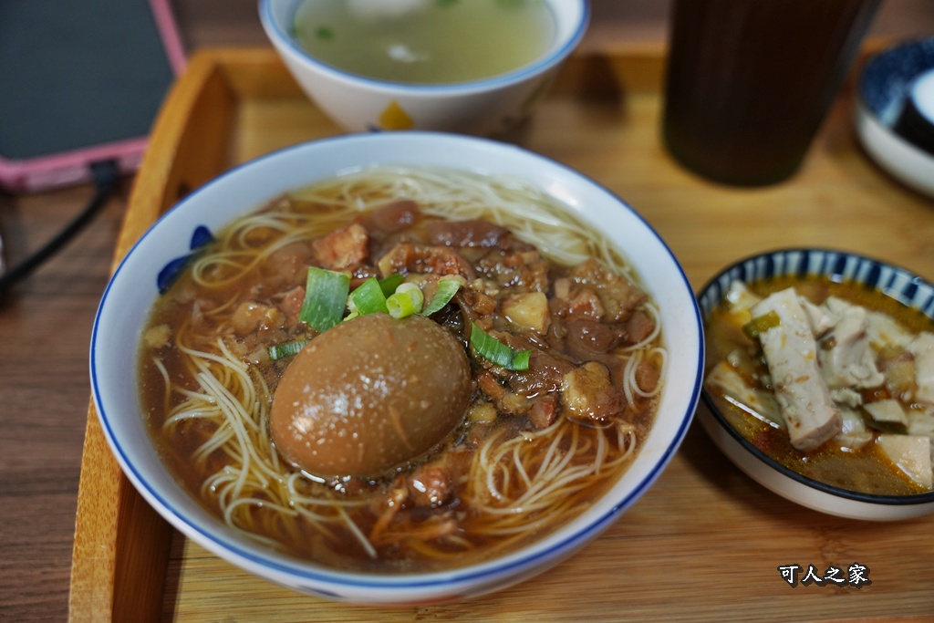 懷舊料理,滷肉飯,紫微庭園美食,金寧鄉美食,金門古厝餐廳,金門必吃,金門旅遊,金門紫微庭園美食:美到哭!古厝秘境裡藏著超銷魂滷肉飯,金門必訪的味蕾與視覺雙重饗宴!,金門美食,麵線 懷舊料理,滷肉飯,紫微庭園美食,金寧鄉美食,金門古厝餐廳,金門必吃,金門旅遊,金門紫微庭園美食:美到哭!古厝秘境裡藏著超銷魂滷肉飯,金門必訪的味蕾與視覺雙重饗宴!,金門美食,麵線