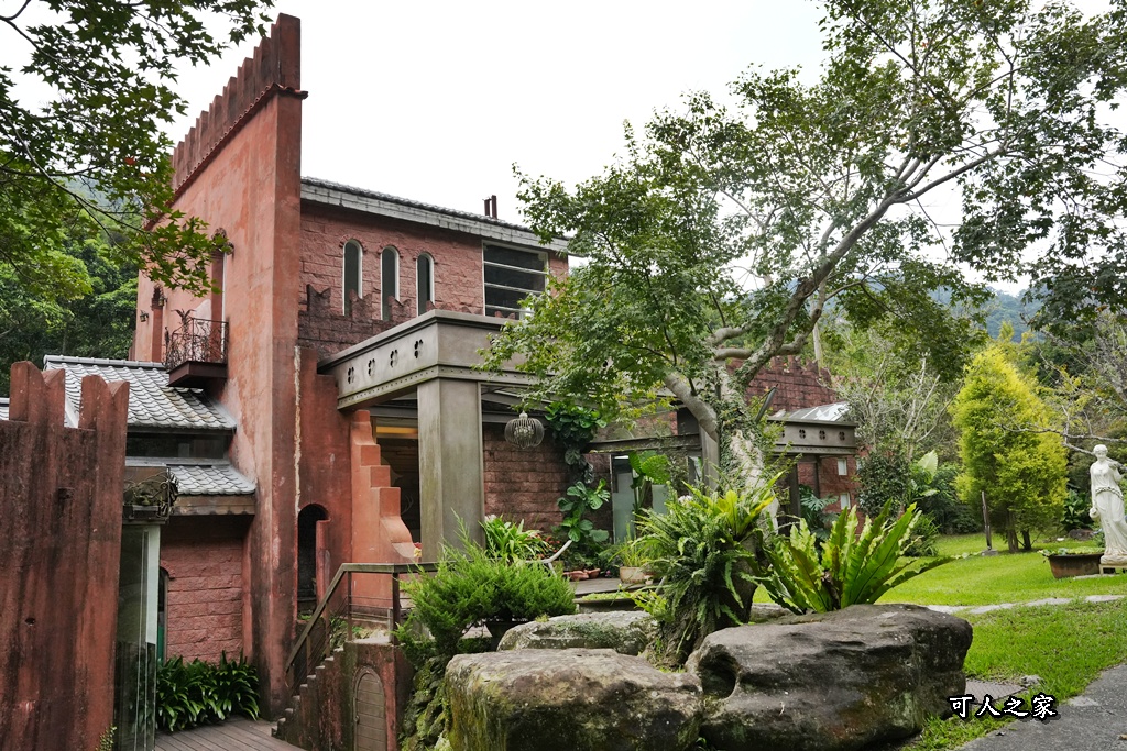 假日限定,寵物友善,森林系餐廳,歐式古堡,漫步雲端森林廚房,網美餐廳,自助沙拉吧吃到飽,苗栗三義,苗栗美食,餐廳預約