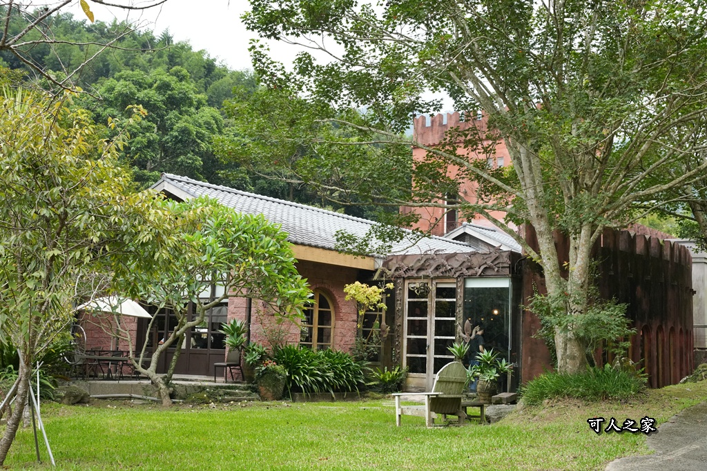 假日限定,寵物友善,森林系餐廳,歐式古堡,漫步雲端森林廚房,網美餐廳,自助沙拉吧吃到飽,苗栗三義,苗栗美食,餐廳預約