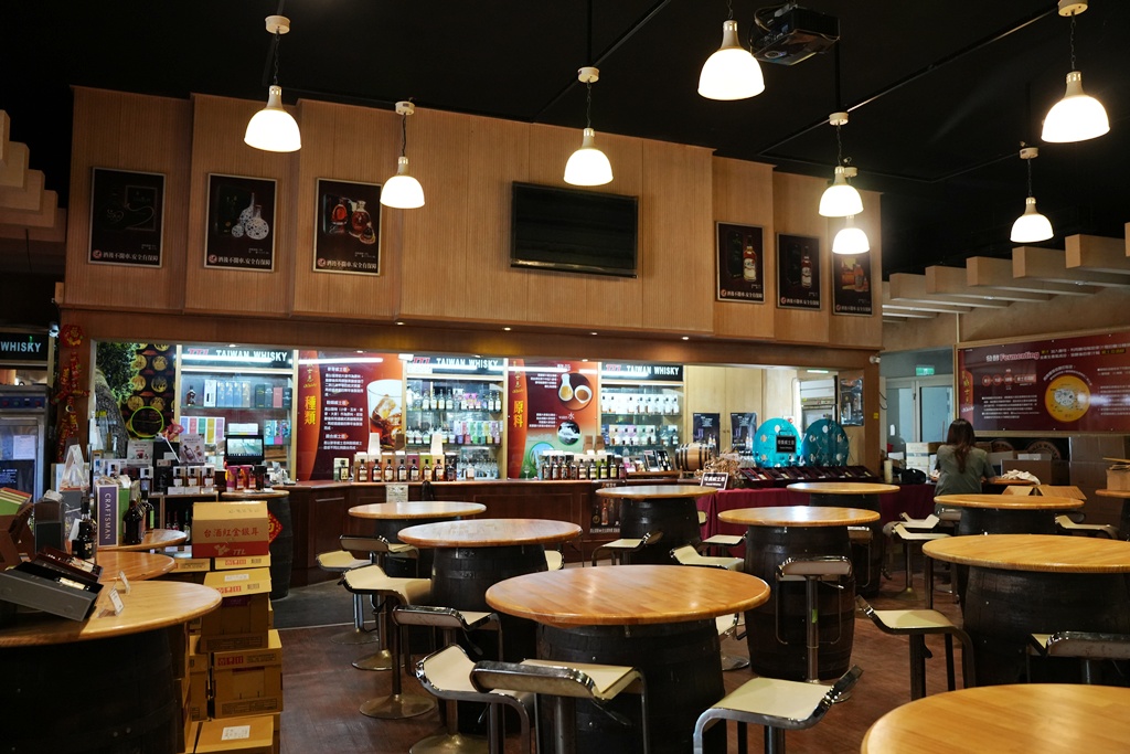 921地震,ig打卡,OMAR威士忌城堡,免費景點,南投一日遊,南投景點,南投酒廠,南投酒廠 OMAR威士忌城堡：解鎖歐式酒窖秘境，921記憶與免費打卡攻略！,威士忌,威士忌生產工廠,文化之旅,橡木桶酒窖