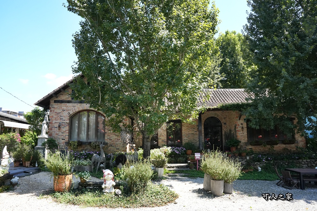 南投文心園,南投景點,南投秘境,南投美食,南投花園餐廳,拍照景點,文化園藝店,文心園,歐式建築,歐風莊園,異國情調,絕美花園餐廳,網美打卡必訪,陸龜