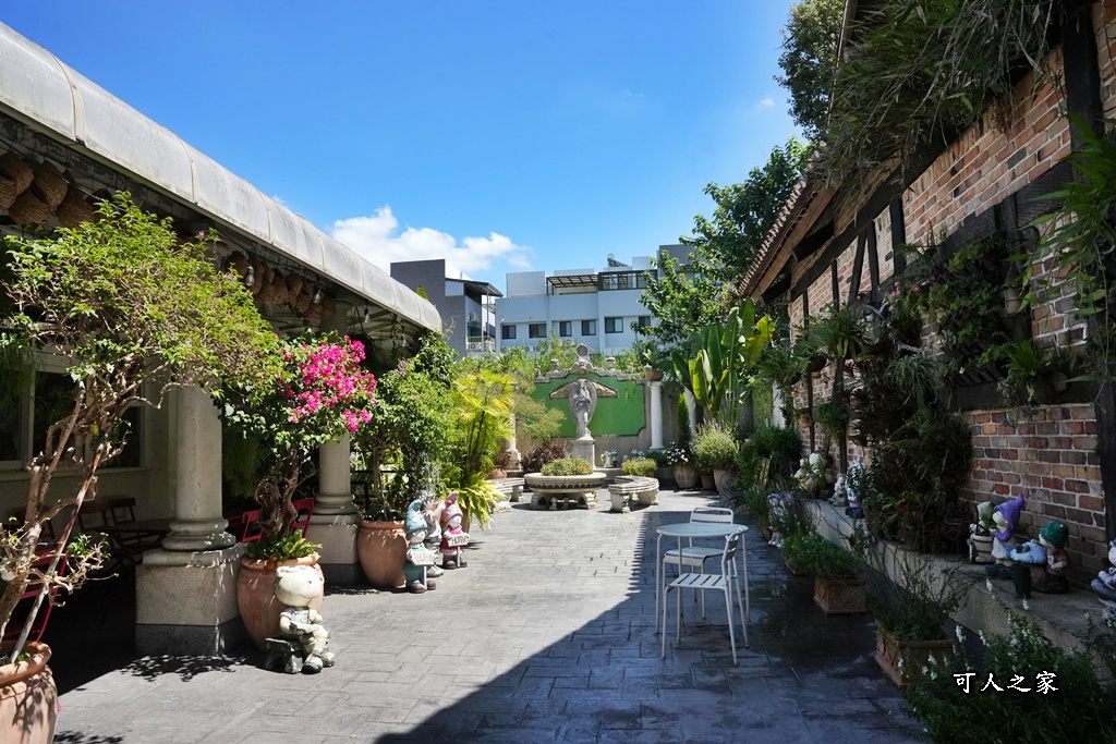 南投文心園,南投景點,南投秘境,南投美食,南投花園餐廳,拍照景點,文化園藝店,文心園,歐式建築,歐風莊園,異國情調,絕美花園餐廳,網美打卡必訪,陸龜