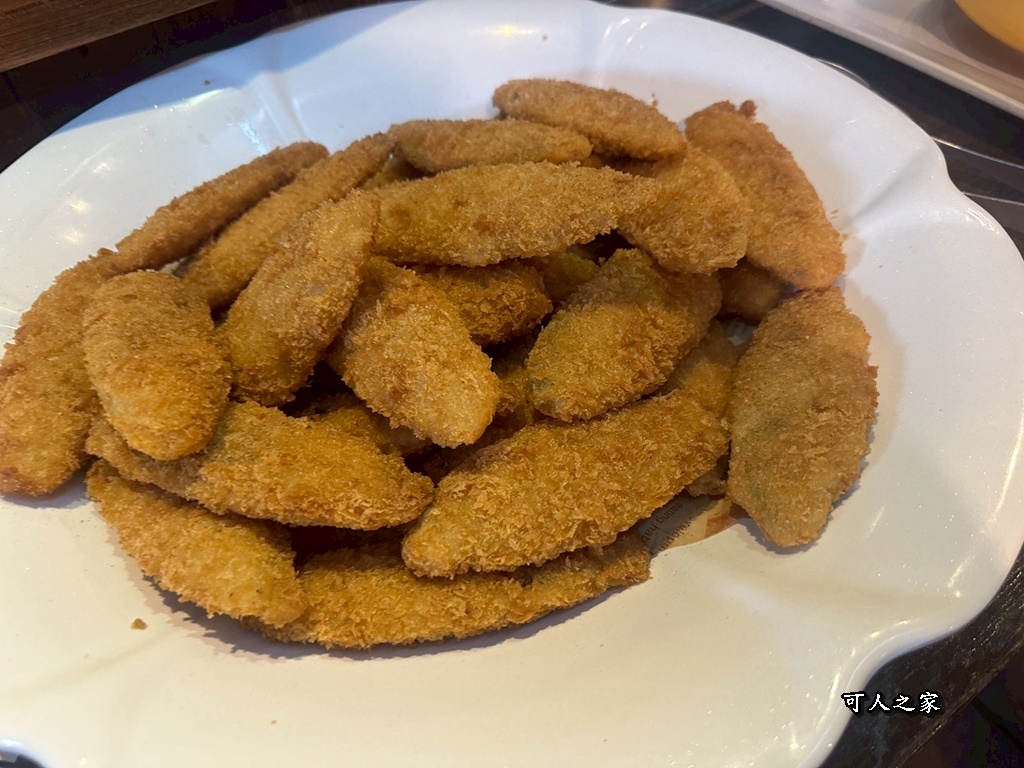 假日限定,寵物友善,森林系餐廳,歐式古堡,漫步雲端森林廚房,網美餐廳,自助沙拉吧吃到飽,苗栗三義,苗栗美食,餐廳預約