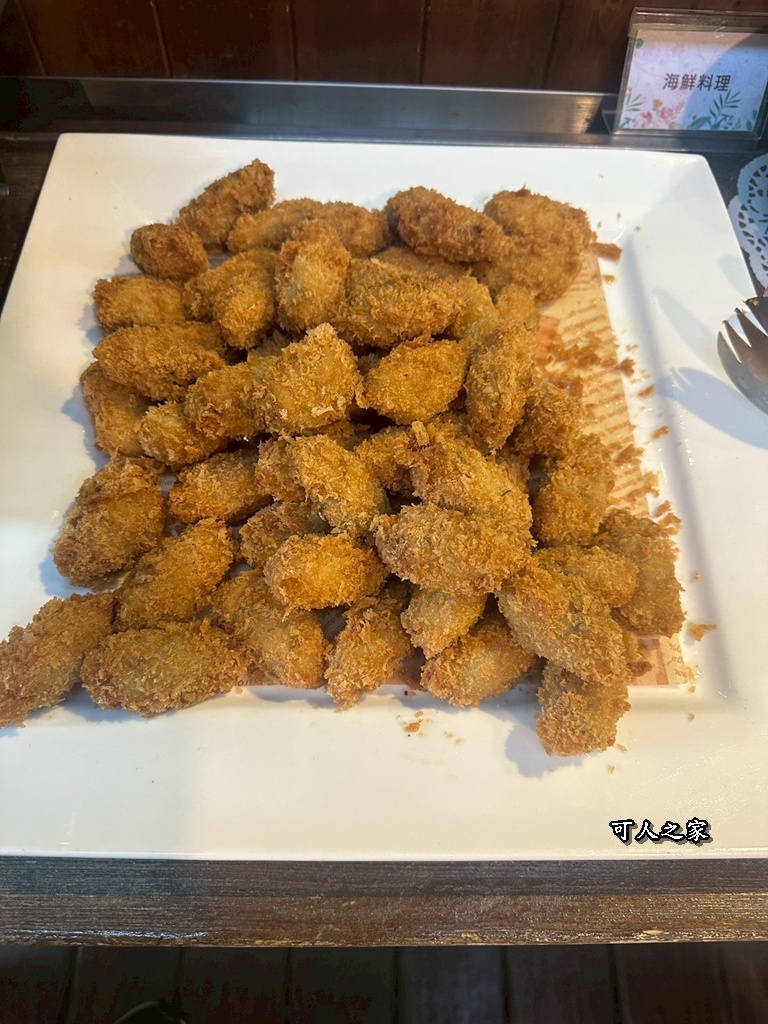 假日限定,寵物友善,森林系餐廳,歐式古堡,漫步雲端森林廚房,網美餐廳,自助沙拉吧吃到飽,苗栗三義,苗栗美食,餐廳預約