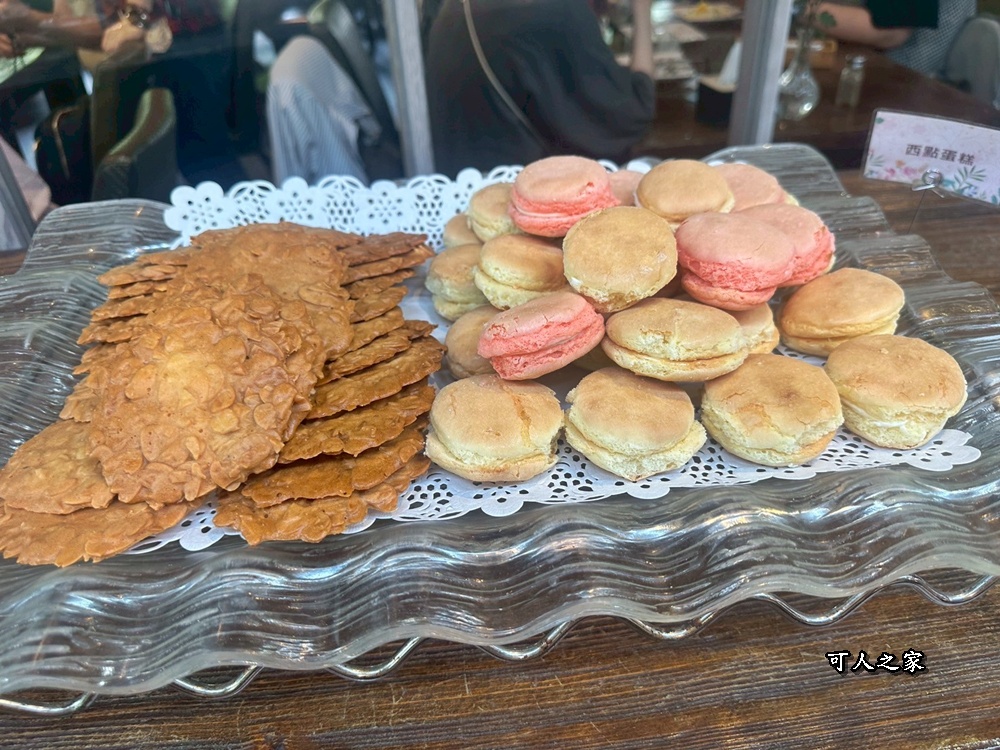 假日限定,寵物友善,森林系餐廳,歐式古堡,漫步雲端森林廚房,網美餐廳,自助沙拉吧吃到飽,苗栗三義,苗栗美食,餐廳預約