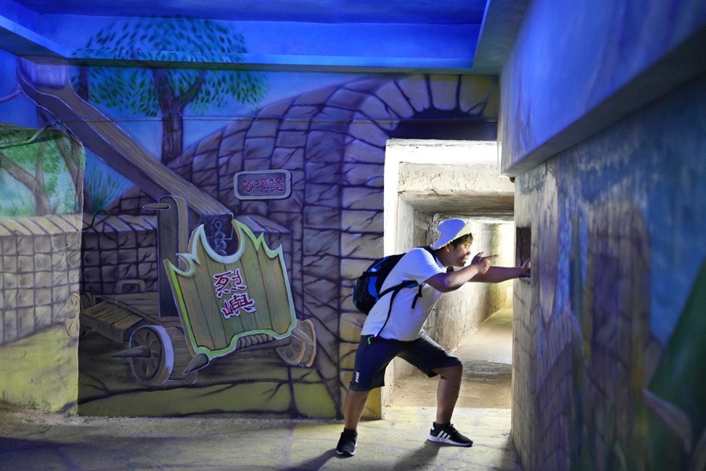 : 金門沙溪堡,大膽島,好拍好玩,廈門,沙溪堡取景角度,沙溪堡坑道,沙溪堡彩繪坑道,沙溪堡拍照,沙溪堡海景,網美照,金門一日遊,金門必拍,金門情侶景點,金門戰地風情,金門旅遊景點推薦,金門最美木棧道,金門沙溪堡攻略,金門網美景點,金門觀廈門 : 金門沙溪堡,大膽島,好拍好玩,廈門,沙溪堡取景角度,沙溪堡坑道,沙溪堡彩繪坑道,沙溪堡拍照,沙溪堡海景,網美照,金門一日遊,金門必拍,金門情侶景點,金門戰地風情,金門旅遊景點推薦,金門最美木棧道,金門沙溪堡攻略,金門網美景點,金門觀廈門