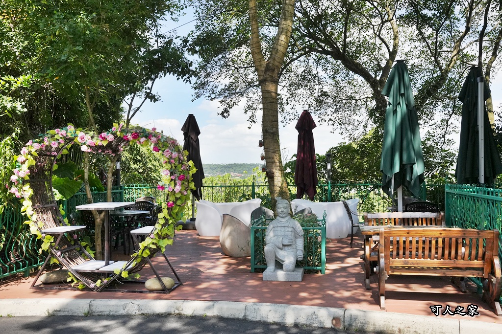 ig打卡,IG景點,三峽,三峽一日遊,三峽下午茶,三峽咖啡廳,三峽打卡,三峽景觀餐廳,三峽特色餐廳,三峽秘境,三峽美食推薦,九重葛步道,低消,免費停車,咖啡甜點,夢幻玻璃屋,大型裝置藝術,山林秘境,戶外用餐區,打卡熱點,拍照景點,新北,新北三峽,新北三峽醉月景觀餐廳,新北下午茶,新北咖啡廳,新北景點,新北約會,新開幕餐廳,景觀咖啡,景觀咖啡廳,景觀餐廳,玻璃屋,異國風情餐廳,粉紅頑皮豹,粉紅頑皮豹打卡,約會餐廳,綠意庭園,網美咖啡,網美咖啡廳,網美景點,網美餐廳,落羽松,落羽松大道,親子景點,輕食咖啡廳,醉月,醉月景觀餐廳,雙心裝置,鳶山紅樓