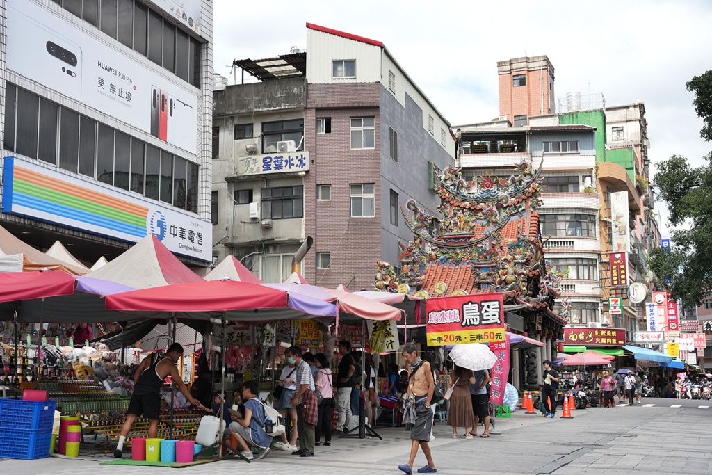 一日遊,三峽停車,三峽小吃,三峽老街,台北近郊,情侶約會,懷舊街區,新北景點,老街美食,親子共遊,豬血糕,金牛角