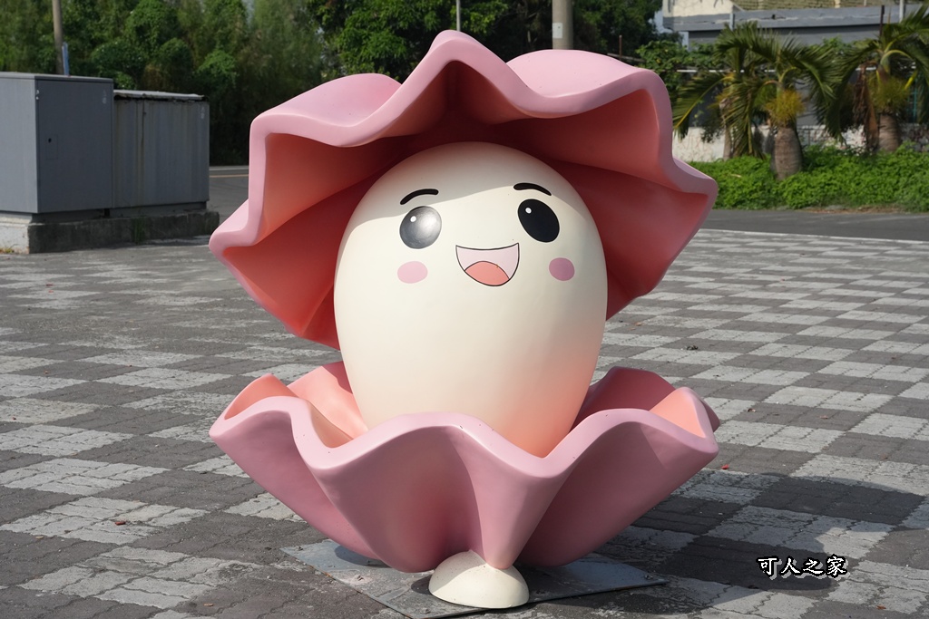 免費景點,可愛公仔,台西打卡點,台西旅遊,台西順遊,網美景點,蚵貝寶寶,親子旅遊,雲林一日遊,雲林台西小Q公仔,雲林景點