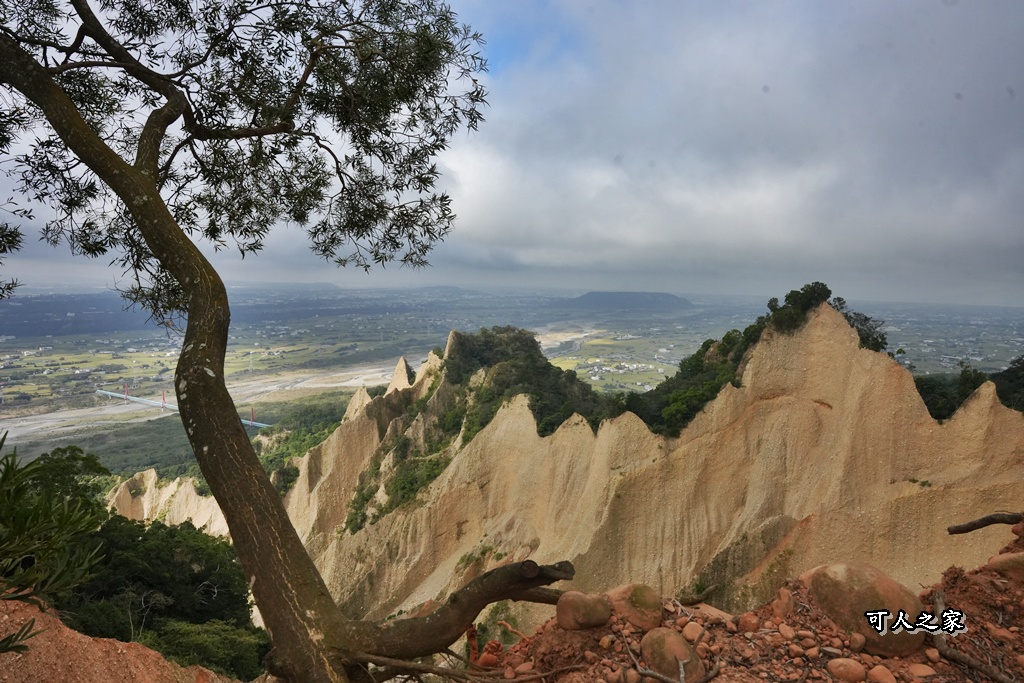 O型環狀,壯闊美景,奉茶隊,挑戰路線,火炎山大峽谷,登山健行,網美景點,苗栗一日遊,苗栗景點,苗栗火炎山步道,親子步道