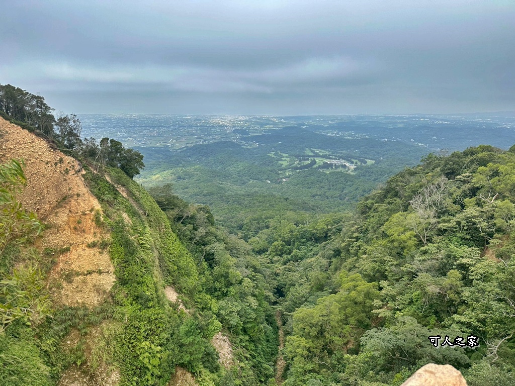 O型環狀,壯闊美景,奉茶隊,挑戰路線,火炎山大峽谷,登山健行,網美景點,苗栗一日遊,苗栗景點,苗栗火炎山步道,親子步道