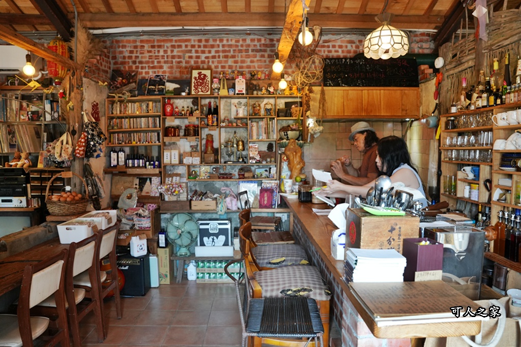 三合院,好喝咖啡,慢活美學,懷舊空間,焦糖布丁,焦糖布丁推薦,特色飲品,田野風光,白水咖啡,白水咖啡菜單,白水咖啡食物,老宅咖啡,踏雪尋梅,隱藏版咖啡,靜心