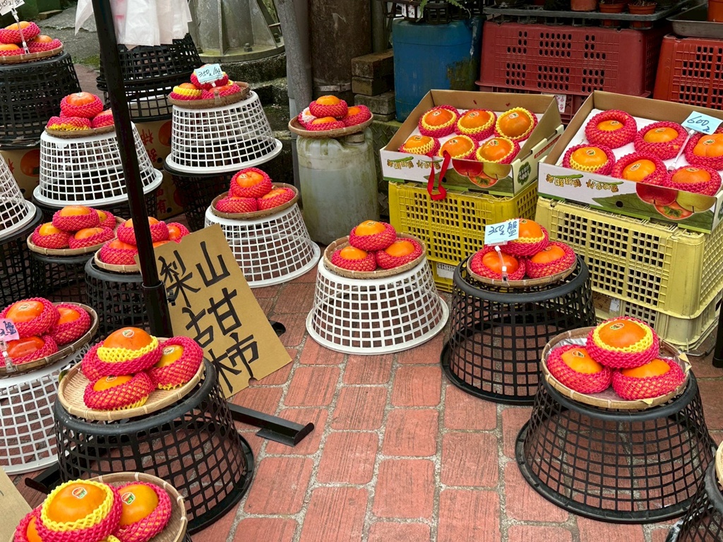 嘉義一日遊,嘉義太平老街,嘉義小吃,嘉義旅遊,太平老街必吃,太平老街美食,手工貢丸,梨子腳山步道,草仔粿,高麗菜包 嘉義一日遊,嘉義太平老街,嘉義小吃,嘉義旅遊,太平老街必吃,太平老街美食,手工貢丸,梨子腳山步道,草仔粿,高麗菜包
