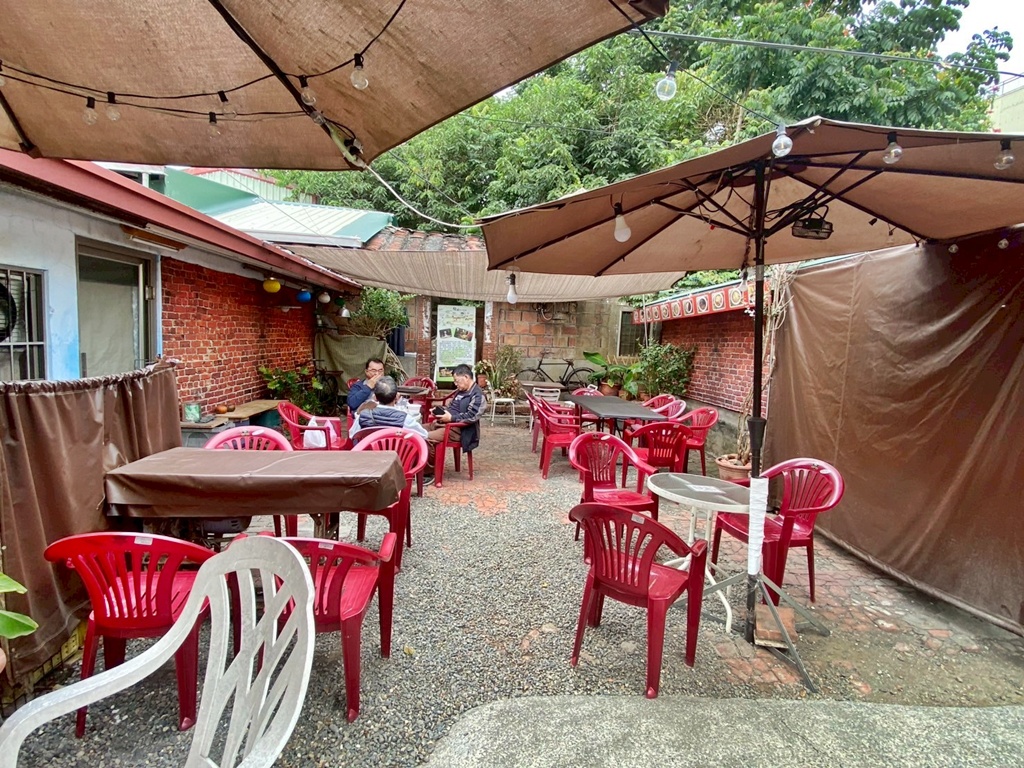 古早味,旗山一日遊,旗山伴手禮,旗山大腸包小腸,旗山小吃,旗山必吃,旗山春捲,旗山景點,旗山紅糟肉,旗山美食推薦,旗山老街美食,旗山豆花,旗山車站,旗山香蕉,旗山麵線羹,親子景點,週末去哪玩,高雄旗山