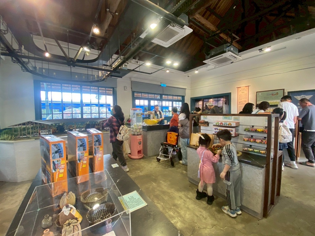 古早味,旗山一日遊,旗山伴手禮,旗山大腸包小腸,旗山小吃,旗山必吃,旗山春捲,旗山景點,旗山紅糟肉,旗山美食推薦,旗山老街美食,旗山豆花,旗山車站,旗山香蕉,旗山麵線羹,親子景點,週末去哪玩,高雄旗山 古早味,旗山一日遊,旗山伴手禮,旗山大腸包小腸,旗山小吃,旗山必吃,旗山春捲,旗山景點,旗山紅糟肉,旗山美食推薦,旗山老街美食,旗山豆花,旗山車站,旗山香蕉,旗山麵線羹,親子景點,週末去哪玩,高雄旗山