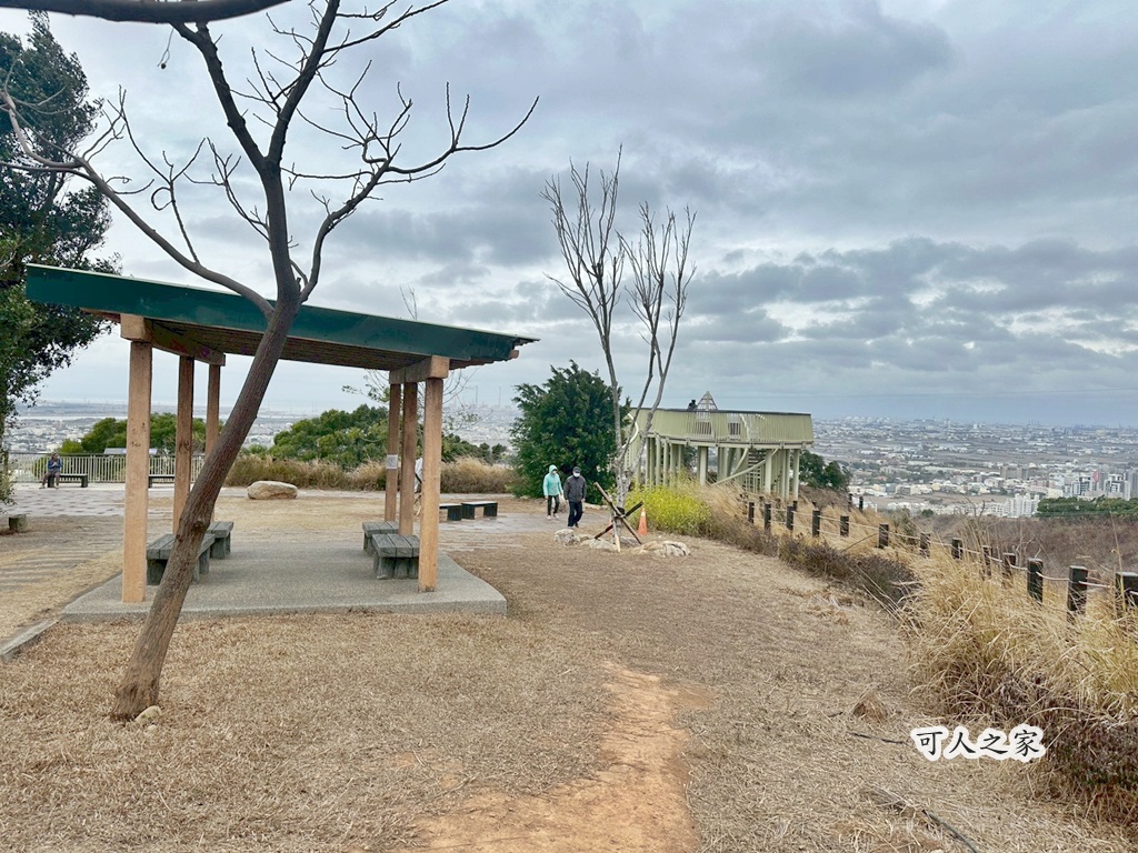 C路線,O型路線,休息涼亭,假日出遊,停車場,健行推薦,健行步道,台中步道,台中火力發電廠,台中龍井,國道三號橋下,土地公廟,大榕樹,大肚溪出海口,家庭健行,廁所,彰化線西鄉,戶外活動,木棧道,烤地瓜,登山,竹坑南寮登山步道,自然風光,親子共遊,觀景平台,踏青,輕鬆步道,雙龍搶珠,鯉魚山公園,龍井區,龍止觀