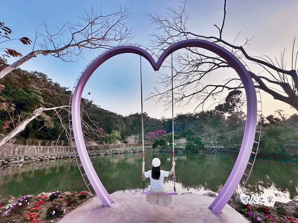 360度山景,九重葛,古坑景點,土匪寮,寵物友善,戶外景點,景觀餐廳,網美景點,親子景點,試營運,雲林古坑有風的地方,雲林新景點,雲林景點,麝香木花海 @可人之家