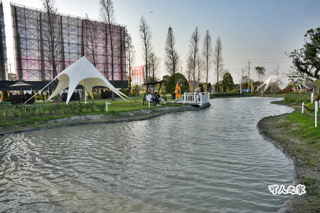 兒童遊戲區,史堤克先生虎尾,大片草皮,家庭聚餐。,景觀餐廳,溜小孩,牛排,玩沙池,自助吧,自助吧吃到飽,虎尾吃到飽,虎尾景觀餐廳,虎尾牛排,虎尾親子餐廳,雲林親子景點,電動挖土機,露營風餐廳