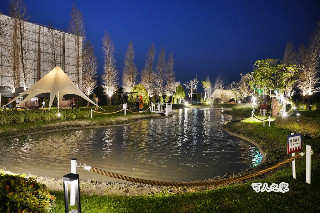 兒童遊戲區,史堤克先生虎尾,大片草皮,家庭聚餐。,景觀餐廳,溜小孩,牛排,玩沙池,自助吧,自助吧吃到飽,虎尾吃到飽,虎尾景觀餐廳,虎尾牛排,虎尾親子餐廳,雲林親子景點,電動挖土機,露營風餐廳