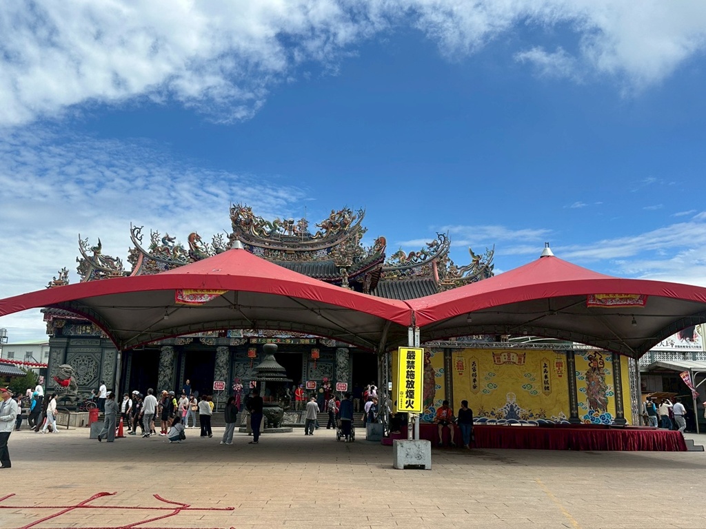 俯瞰景觀。,受天宮,坑內坑步道,彰化一日遊,彰化二水,彰化賞花,百年古道,親子步道,豐柏廣場,黃花風鈴木 俯瞰景觀。,受天宮,坑內坑步道,彰化一日遊,彰化二水,彰化賞花,百年古道,親子步道,豐柏廣場,黃花風鈴木