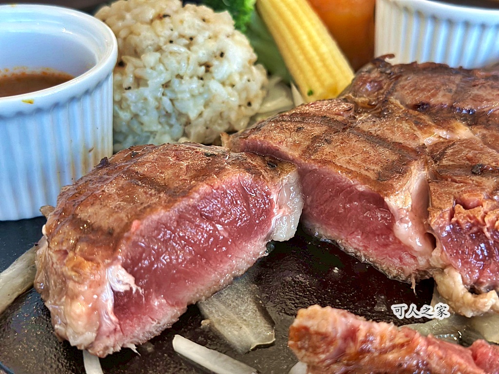 兒童遊戲區,史堤克先生虎尾,大片草皮,家庭聚餐。,景觀餐廳,溜小孩,牛排,玩沙池,自助吧,自助吧吃到飽,虎尾吃到飽,虎尾景觀餐廳,虎尾牛排,虎尾親子餐廳,雲林親子景點,電動挖土機,露營風餐廳