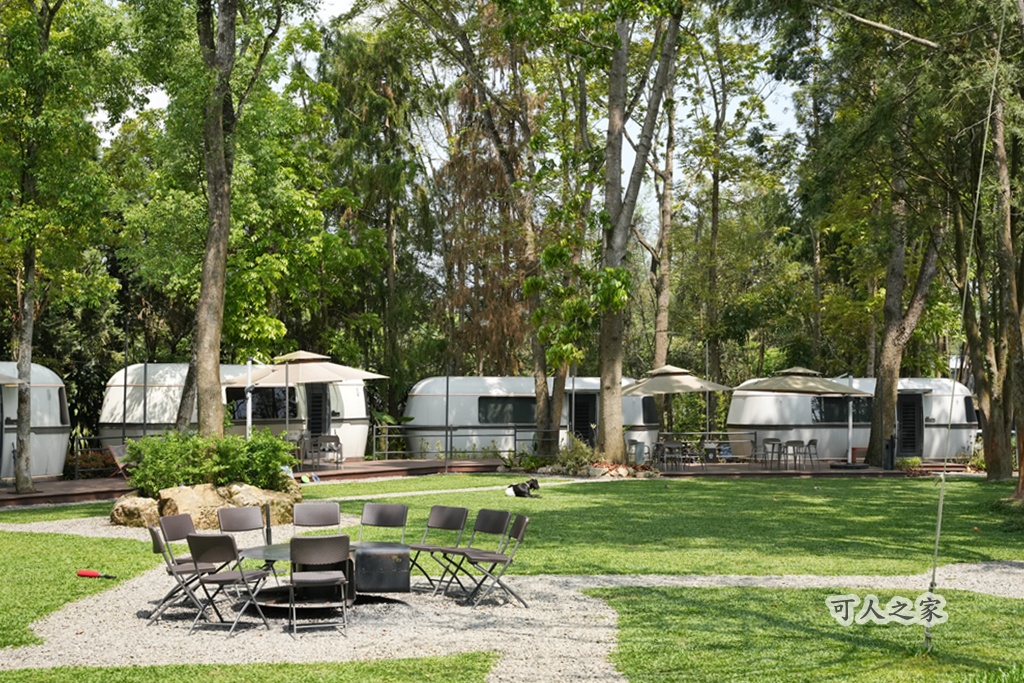 3JD HOME 二館- C Coffee,C Coffee,下午茶推薦,南投咖啡廳,南投景點,擼貓咖啡廳,療癒系咖啡廳,親子景點,露營區咖啡廳,預約制咖啡廳,餵動物咖啡廳,魚池咖啡廳