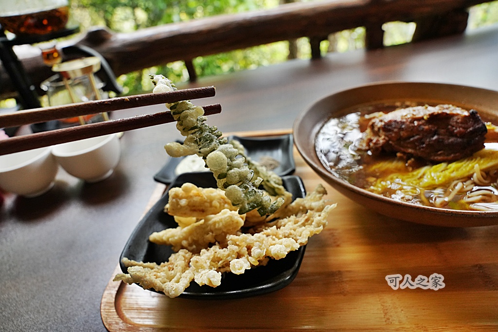 南投美食推薦,手沖紅茶體驗,日月潭下午茶,日月潭在地風味餐,日月潭景觀餐廳,日月潭親子遊,明潭傳奇風物館,瓶中工藝,芒萁料理,隱藏版景點