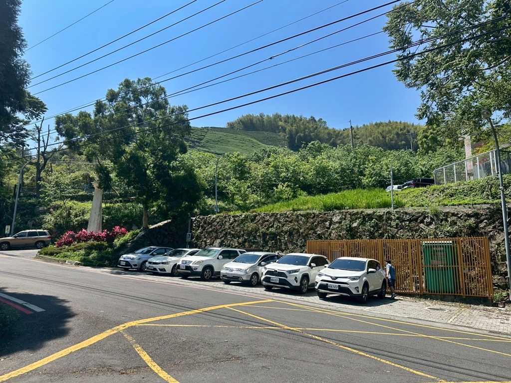 一等三角點,假日去處,健行,健行攻略,古坑,台灣小百岳 (雖然大尖山不是小百岳,但可以作為搜尋關聯詞),台灣登山,台灣秘境,大尖山,後棟仔福德宮,後棟山步道,戶外活動,樟湖生態國民中小學,步道,海拔1305M,涼亭,涼亭野餐,爬山,產業道路,登山,登山推薦,登山裝備,美景,茶園,輕旅行,防曬,階梯步道,雲嘉南平原,雲林,雲林景點 一等三角點,假日去處,健行,健行攻略,古坑,台灣小百岳 (雖然大尖山不是小百岳,但可以作為搜尋關聯詞),台灣登山,台灣秘境,大尖山,後棟仔福德宮,後棟山步道,戶外活動,樟湖生態國民中小學,步道,海拔1305M,涼亭,涼亭野餐,爬山,產業道路,登山,登山推薦,登山裝備,美景,茶園,輕旅行,防曬,階梯步道,雲嘉南平原,雲林,雲林景點