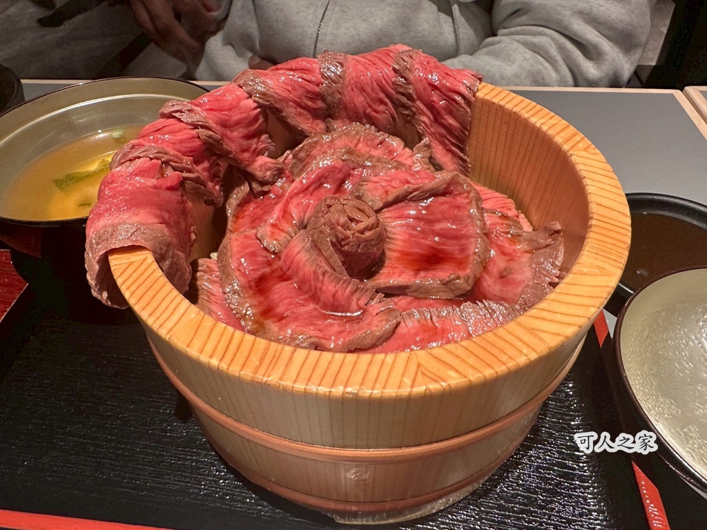 九州美食,創意料理,努努雞,和牛,布丁,拉麵,日本美食,烤香菇,燒咖哩,燒肉,福岡必吃,福岡旅遊,福岡美食,福岡餐廳,糸島美食,釜飯,預約制餐廳,麵包